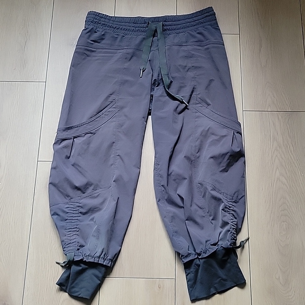LULULEMON Seeknthe Peek Crop Pants size 4 - Picture 2 of 11